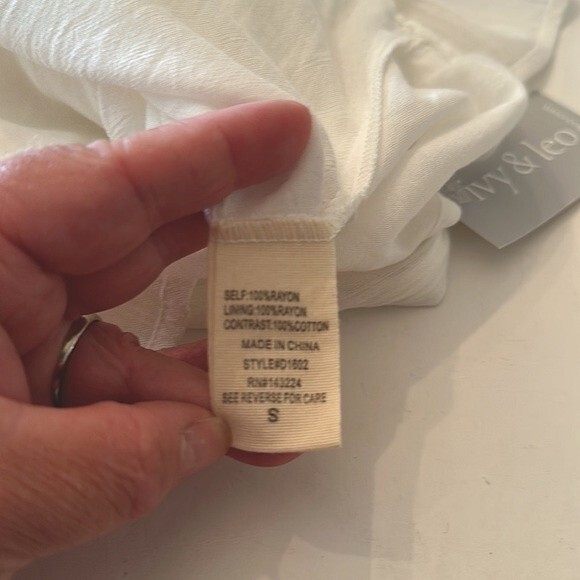 ILLA ILLA Deep V Neck Dress NWT, Size Small - Picture 11 of 12